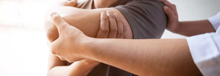 How Does Physical Therapy Help a Rotator Cuff Injury?